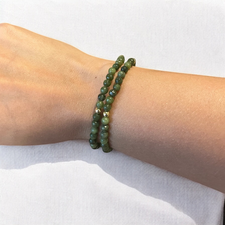 Handmade Beaded Rosary Bracelet | Mini 5-decade rosary | White Natural Stone Beads & Magnetic Clasp | 14k Gold Plated | St Benedict Medal